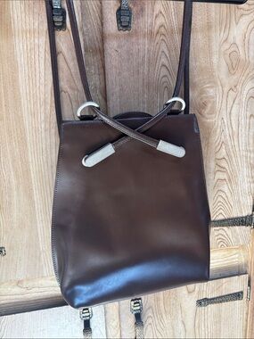 Frederic Paris Convertible Backpack Shoulder Bag Womens Brown Leather